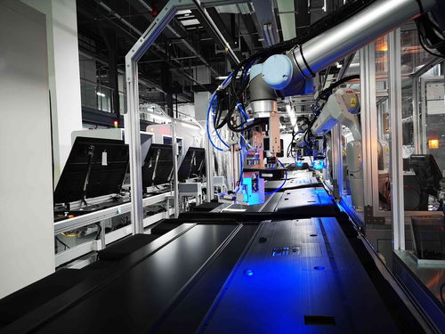 加大創(chuàng)新向高質(zhì)量發(fā)展邁進(jìn) 趁政策東風(fēng)，長虹全面加速數(shù)字化轉(zhuǎn)型